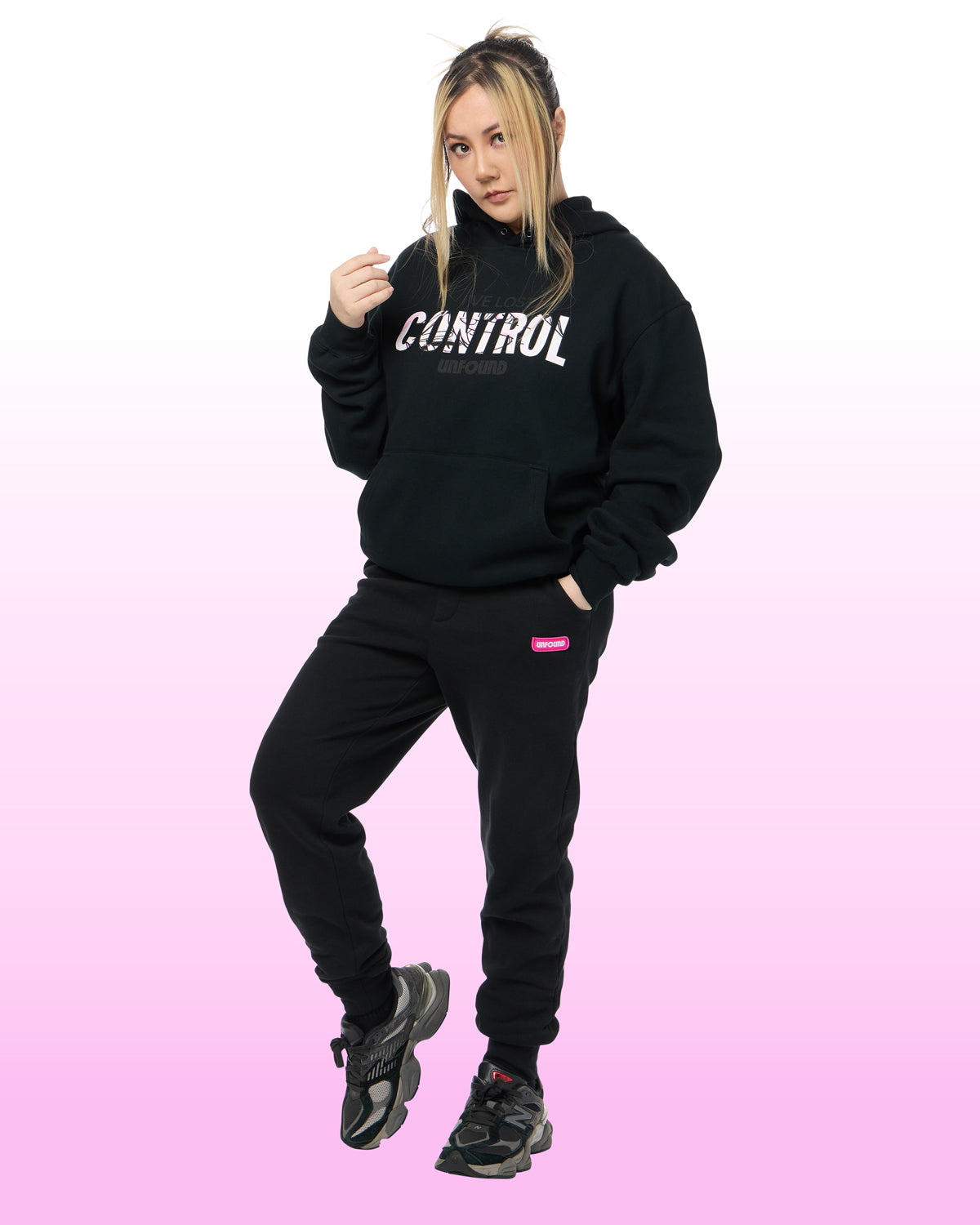 CONTROL HOODIE